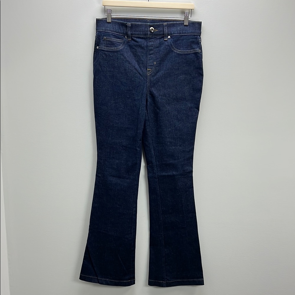 Spanx Flare Jeans SPANXshape EveryWear Dark Wash Size Large Flattering Stretchy
